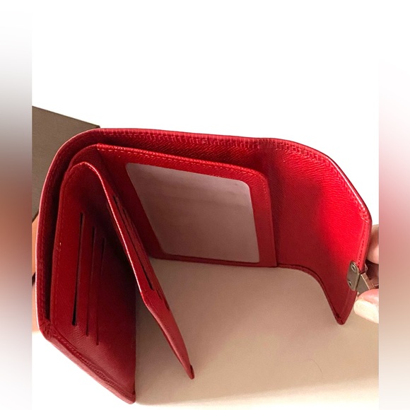 Louis Vuitton Red Wallet Trifold Epi Leather - Picture 7 of 11
